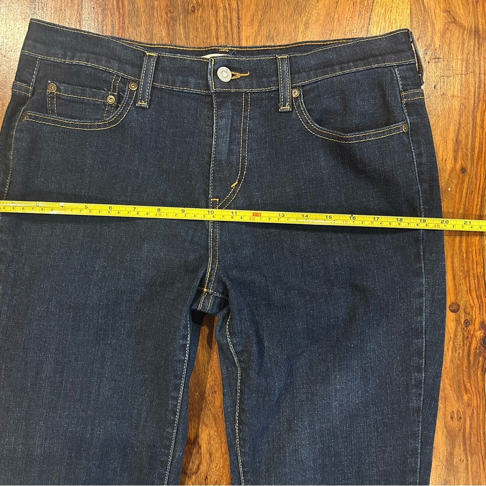 Levi Strauss 515 Bootcut size 10 long Dark Wash Jeans - Picture 9 of 14